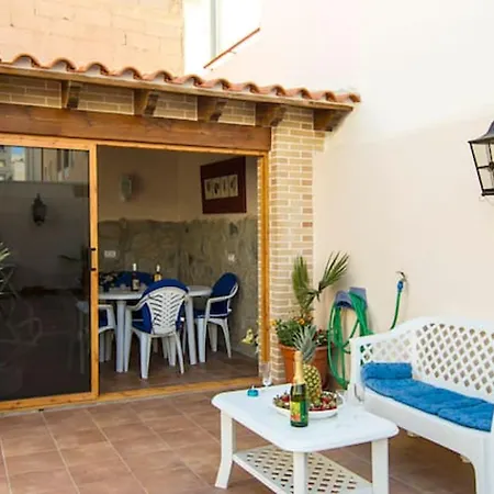 Lejlighed Modern In / 85 Sqm / Near The *