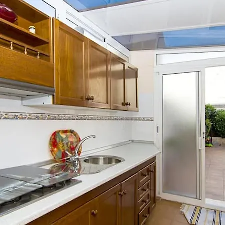 Modern In / 85 Sqm / Near The Lejlighed *