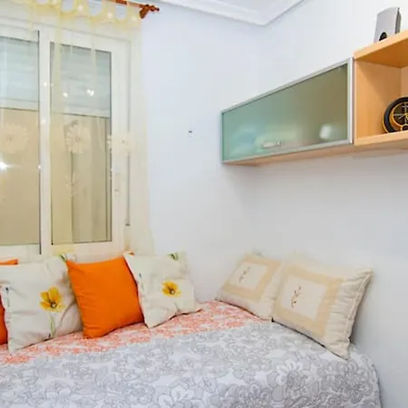 Lejlighed Modern In / 85 Sqm / Near The *